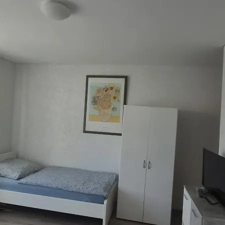 Apartmán Arzberger Monteurapartment *